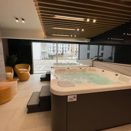 Sloneczny - Baseny, Sauny, Jacuzzi, Sala Zabaw, Do Plazy 400m Plaskie Dojscie Jastrzębia Góra